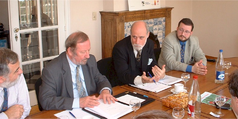 ISOC Wallonie : Jean-Louis Dethier, Jacques Berleur, Vint Cerf et Eric Tomson (Photo Jean-Franois Potelle, Institut Jules-Destre)